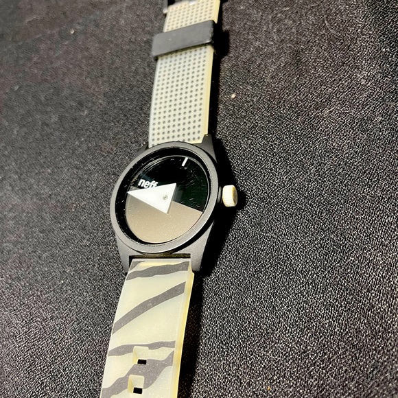 New watch (pck of 3) - Picture 5 of 5